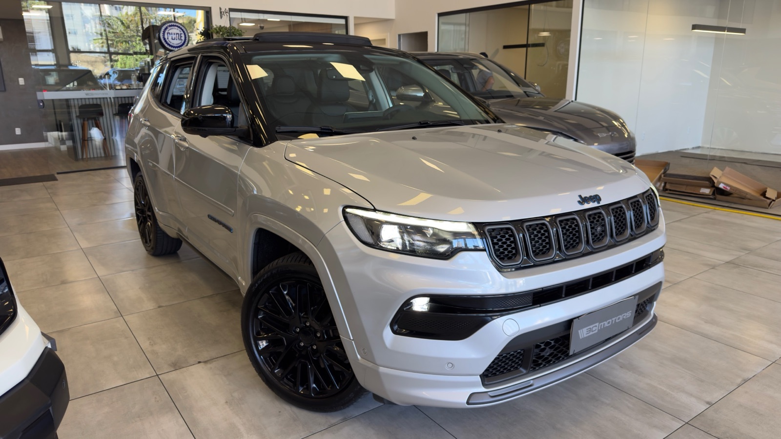 Jeep Compass S 4XE prata
